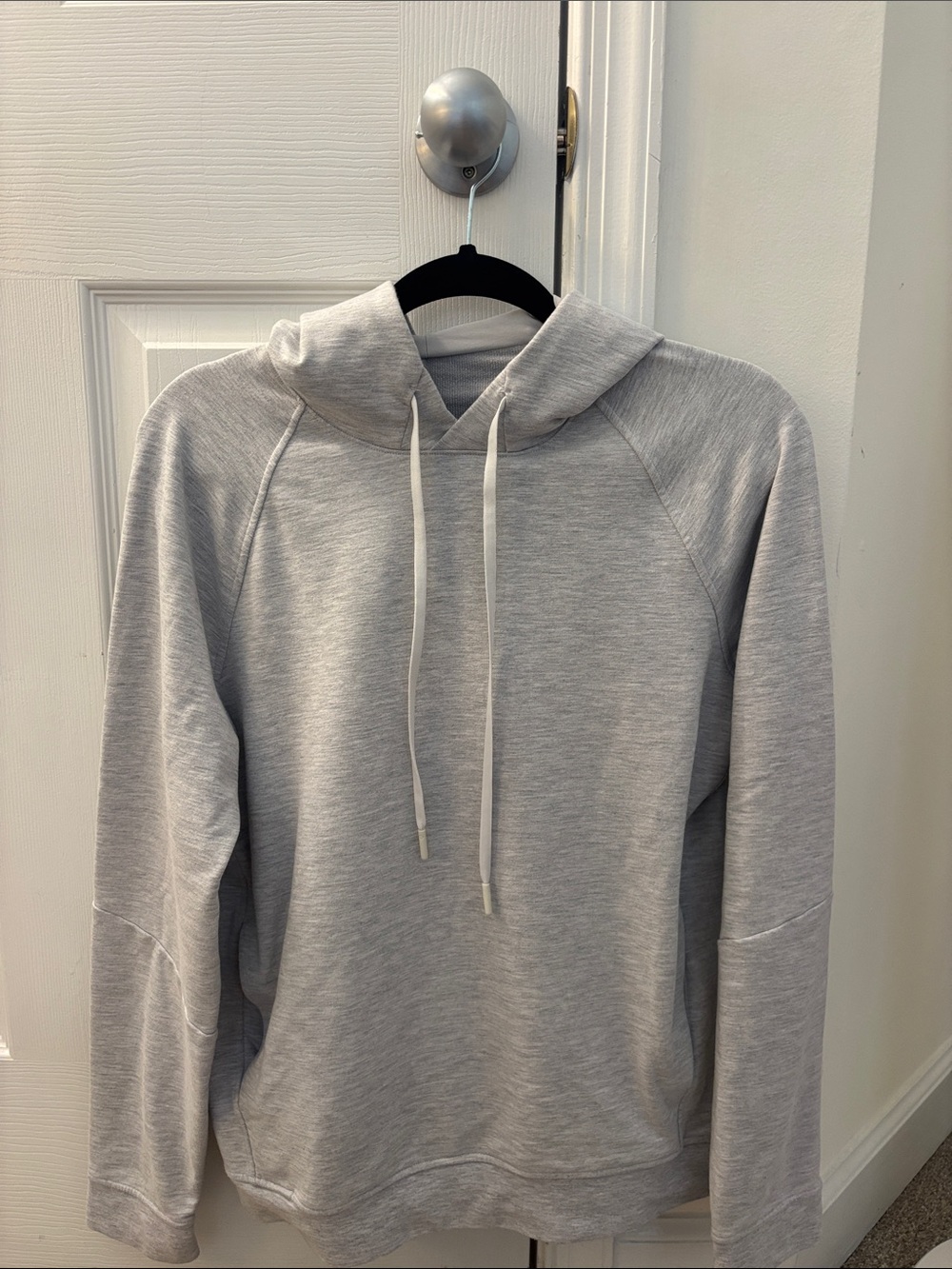 Men's Lululemon Lightweight Gray Pullover Hoodie